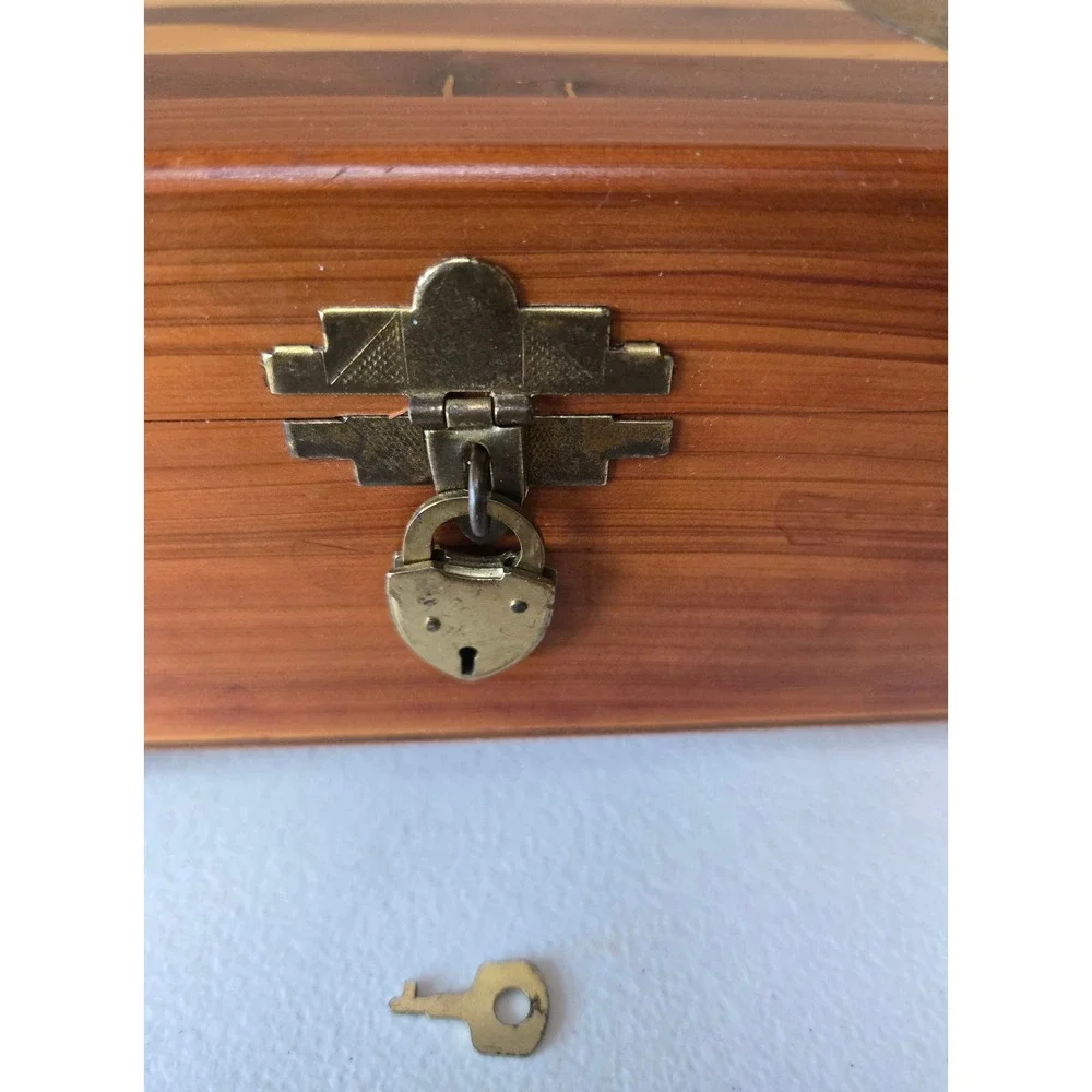 Vintage Cedar Keepsake Box Etched Glass Lid Brass Lock Key Jewelry Memory Chest